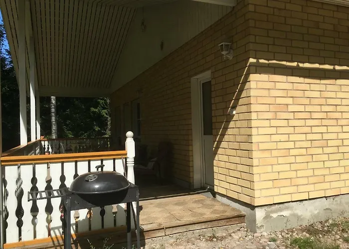 Foxy Burrow Willa Verla